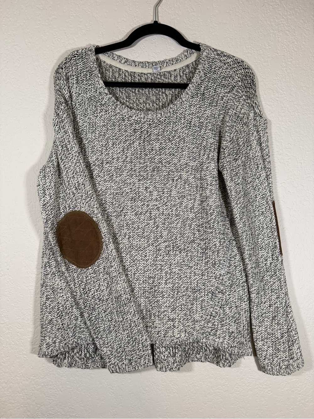 Cozy Gray Marled Sweater Brown Elbow Patches Women's Largest